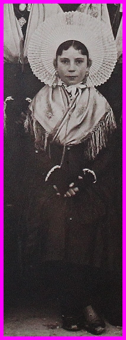 Calais inconnue 13 encadre