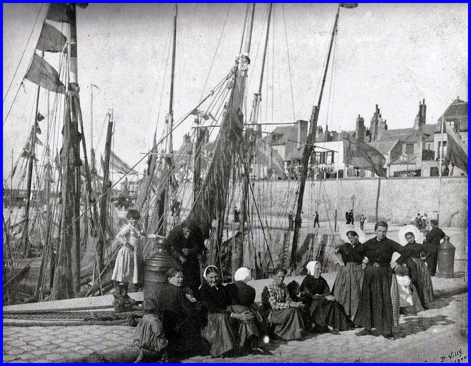 Calais le bassin du paradis et matelotes du courgain 1900 encadre